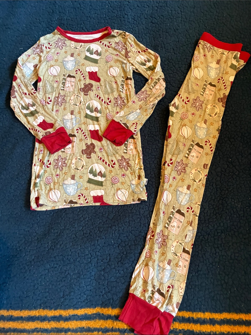 Bundle of joy Kids Holiday Cocoa & Cookie Pajama Set - Red Trim